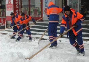 Kar ulaşımı olumsuz etkiledi